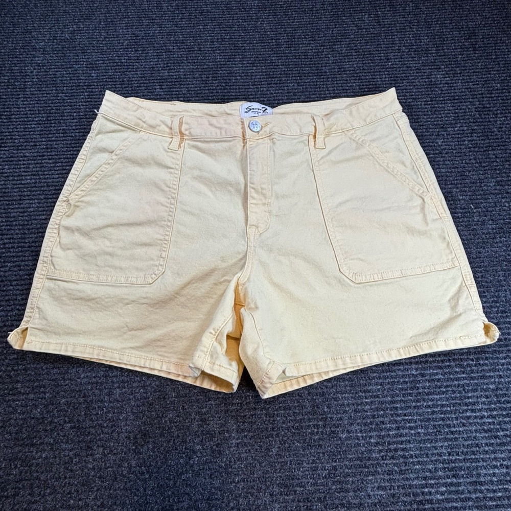 Seven7 Premium Brand Womens Utility Shorts Pale Yellow Size 16 Cotton Blend